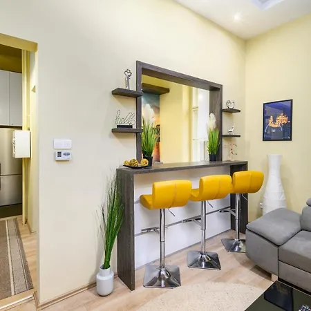 Downtown Deluxe-two Bedroom With Sauna * Budapest
