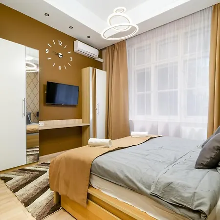 Downtown Deluxe-two Bedroom With Sauna Apartment Budapest